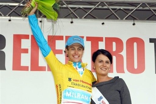 Niki Terpstra (Milram) made the break and reclaimed the lead from Andre Greipel.