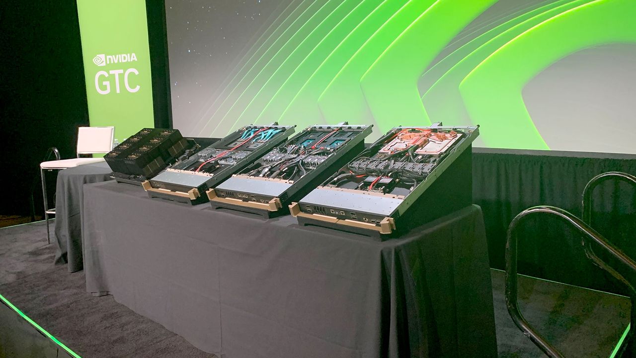 Nvidia Blackwell platform trays