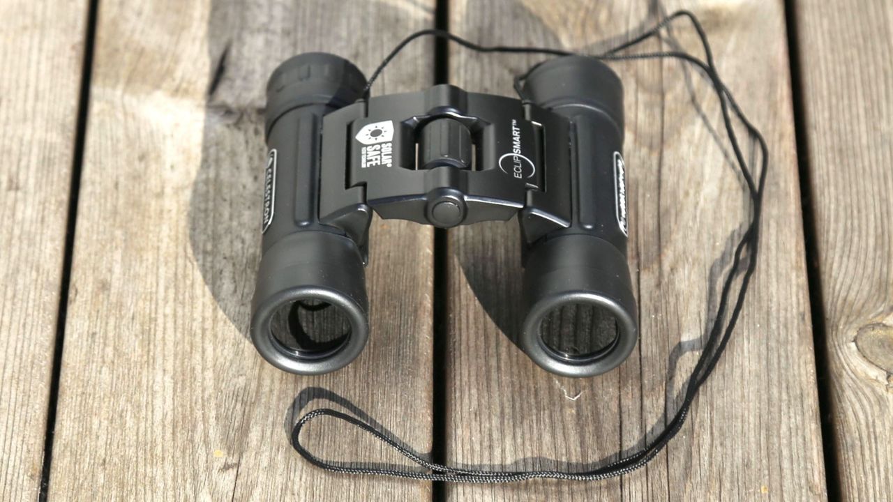 Eclipsmart 10x25 placed on a wooden floor