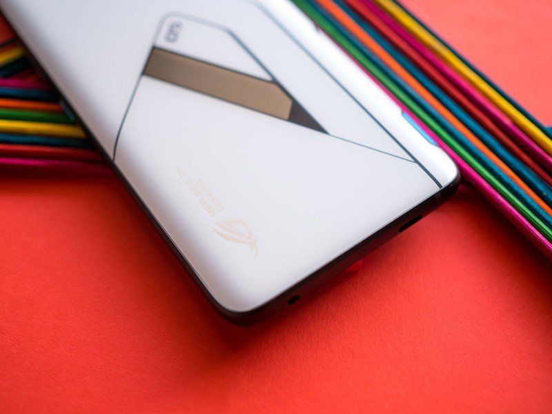 ASUS ROG Phone 5 Review