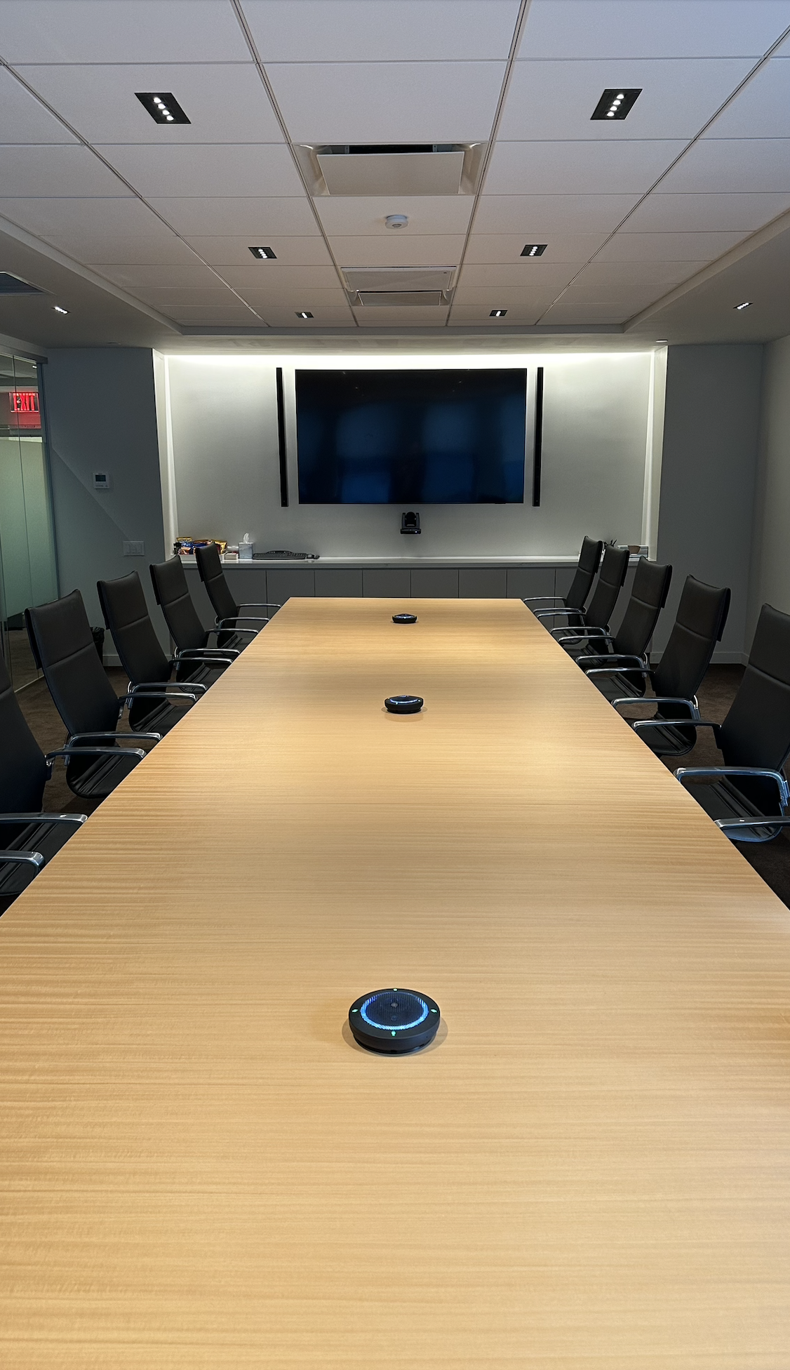 While focusing on audio clarity, ease of use, and system flexibility to support various conferencing platforms, Yamaha’s ADECIA solutions were a natural choice.