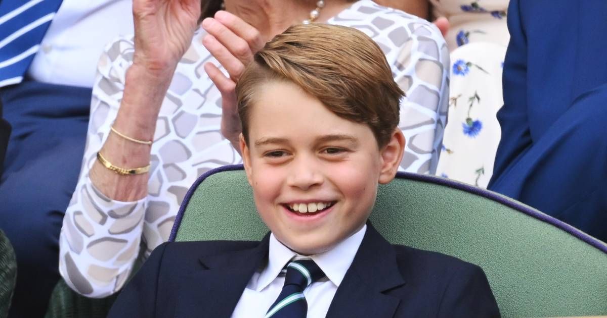 Prince George a reçu un somptueux cadeau de 18 000 £ du roi Charles