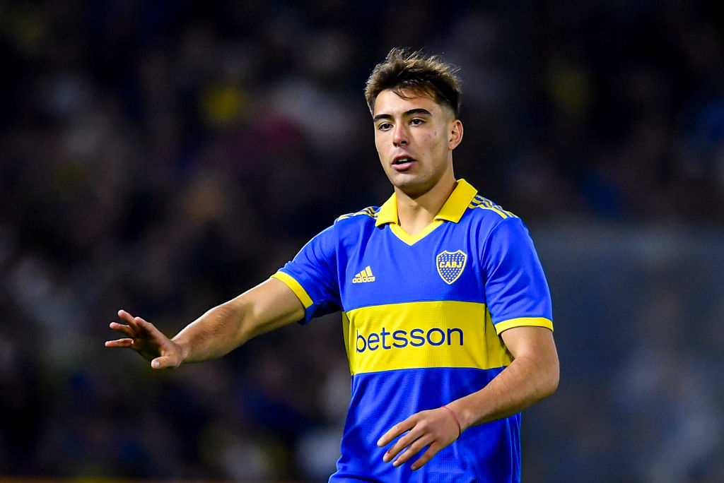 Manchester United target Aaron Anselmino of Boca Juniors gestures during a match between Boca Juniors and Sarmiento as part of Liga Profesional 2023 at Estadio Alberto J. Armando on July 2, 2023 in Buenos Aires, Argentina. (Photo by Marcelo Endelli/Getty Images)