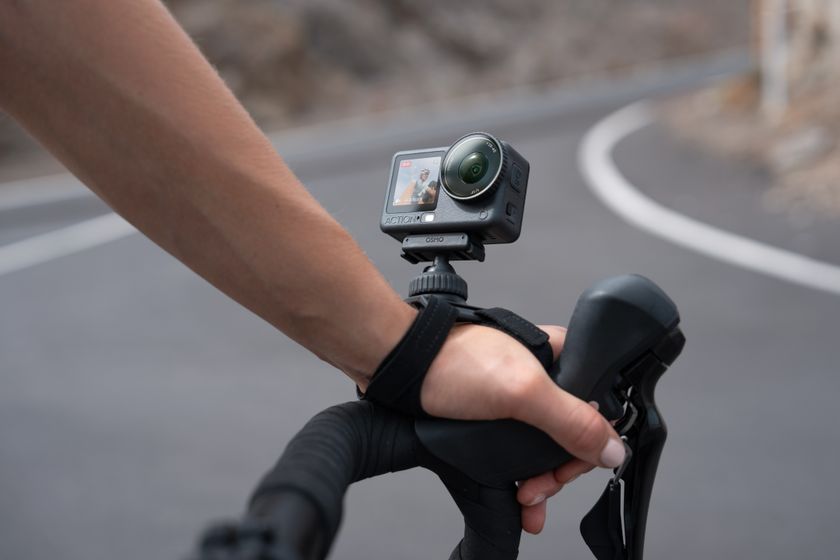 DJI Osmo Action 6 on road bike strap