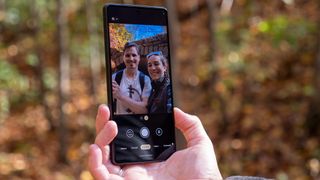 Taking a selfie with the Google Pixel 7