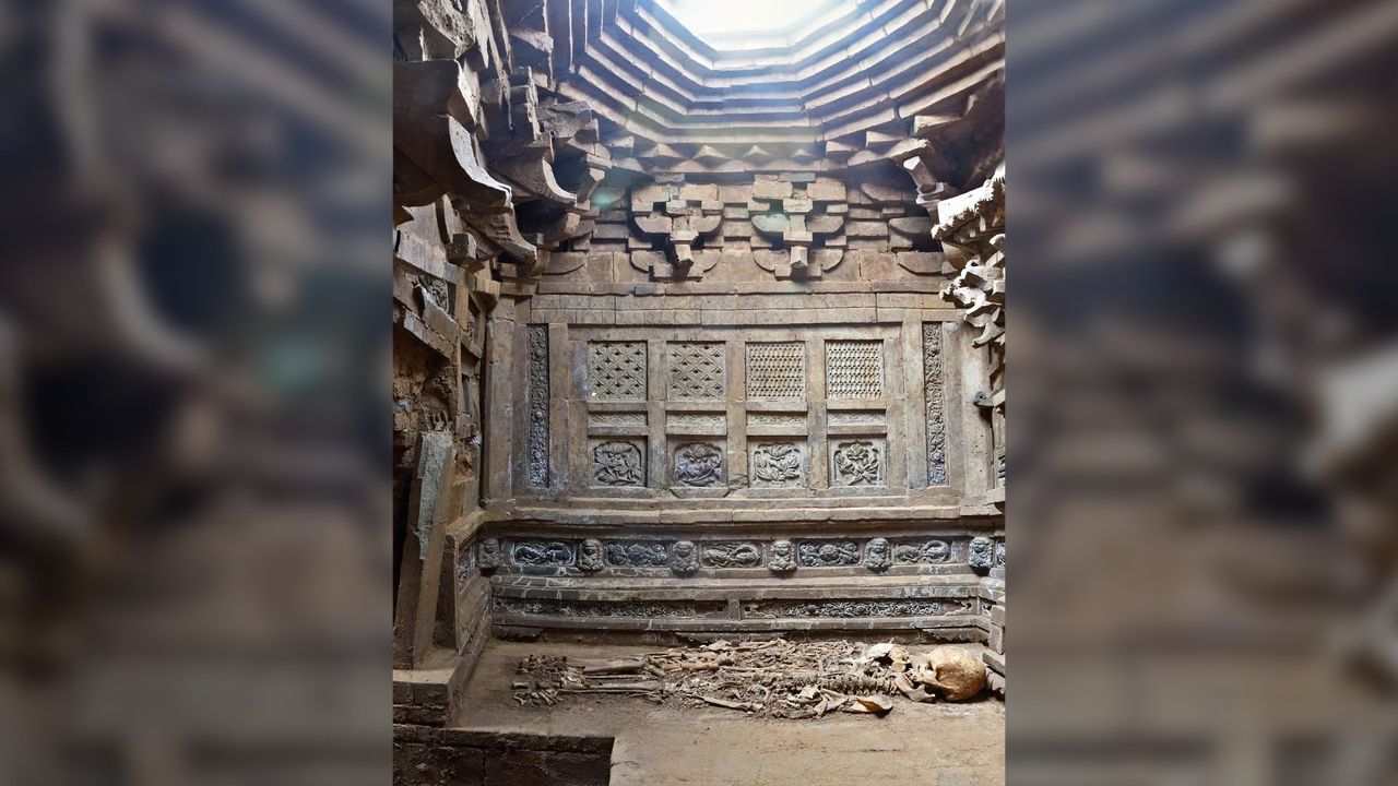 Archaeologists say the tomb is similar to others in the area from the same time, but is relatively simple.