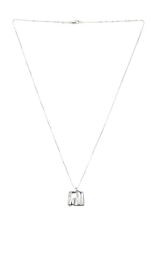 Sundra Pendant Necklace