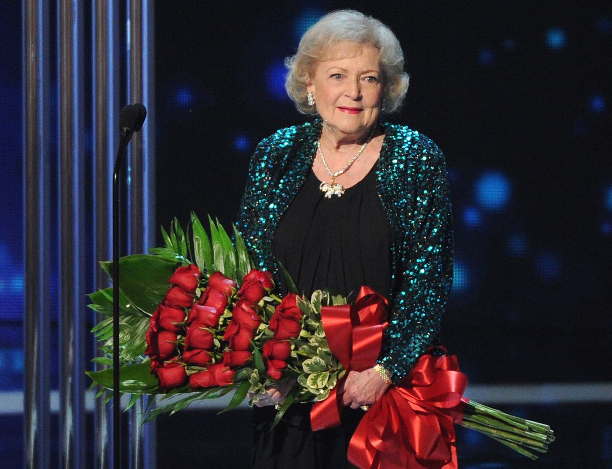 Betty White to Receive Lifetime Achievement Award During