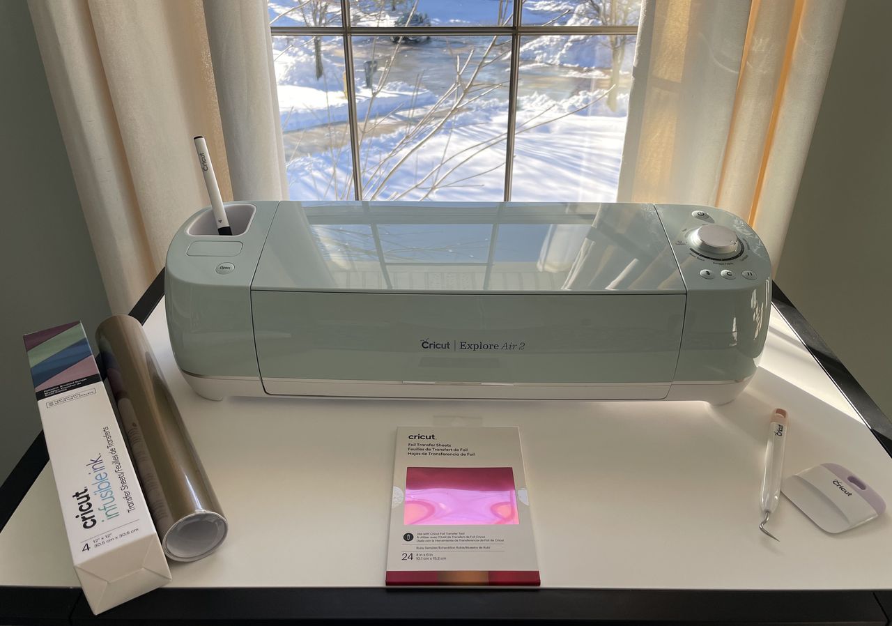 Cricut Explore Air 2 Lifestyle