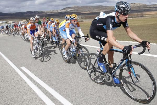 Bradley Wiggins (Sky) at the head of the peloton.