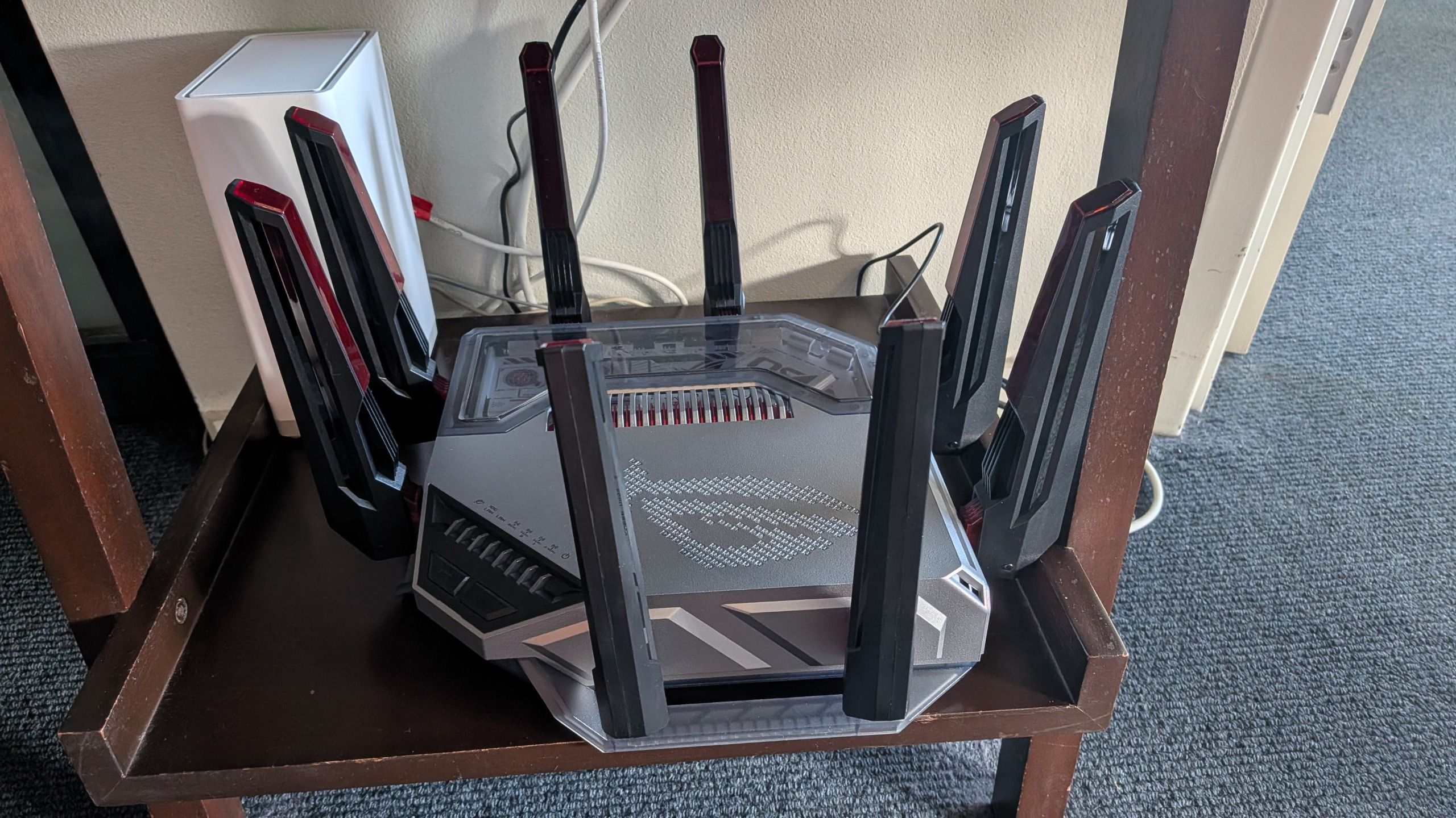 Asus ROG Rapture GT-BN98 Wi-Fi 8 router