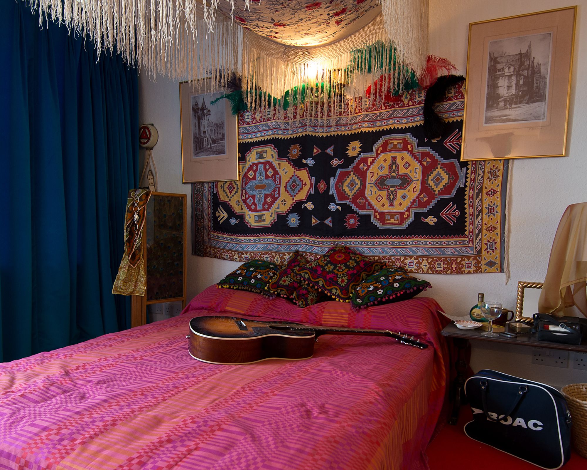 recreation of jimi hendrix bedroom at the Handel and Hendrix museum