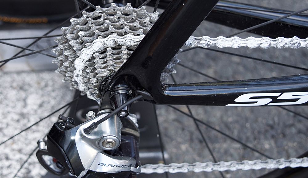 Stephen Cummings (Dimension Data) ceramic speed chain
