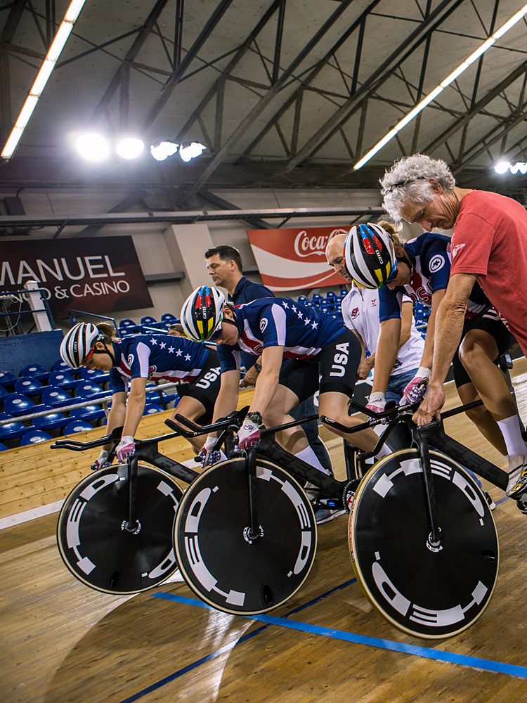 Team USA women test out the Felt TA FRD