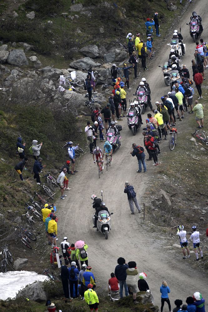 The climb to Sestriere.
