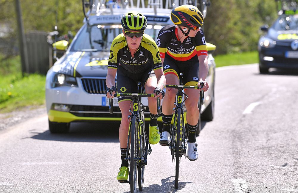 Jessica Allen of Australia and Team Mitchelton-Scott / Jolien D'hoore of Belgium and Team Mitchelton-Scott at Fleche Wallonne
