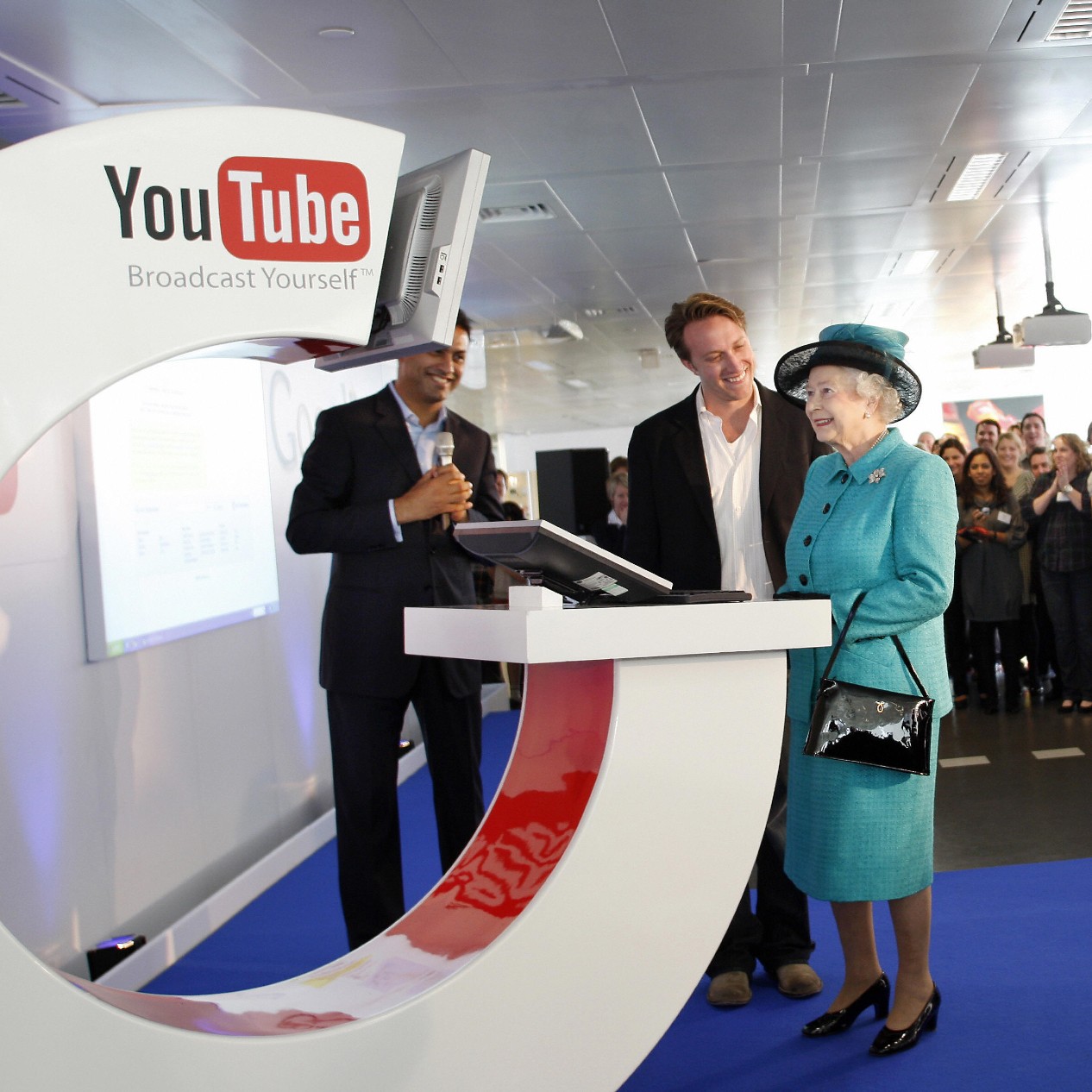 queen elizabeth ii technology