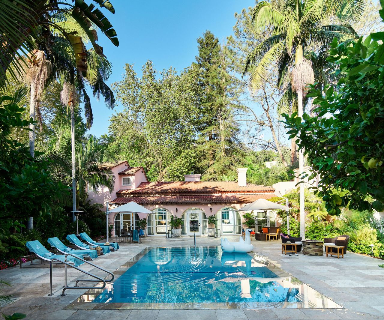 How to cool a pool in summer tips to lower the temperature Homes