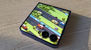The Samsung Galaxy Z Flip 7's cover screen