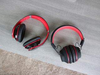 Meow 059 and Mpow H1 headphones