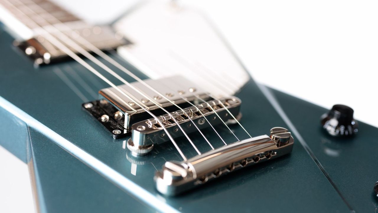 Kauer Guitars Gripen