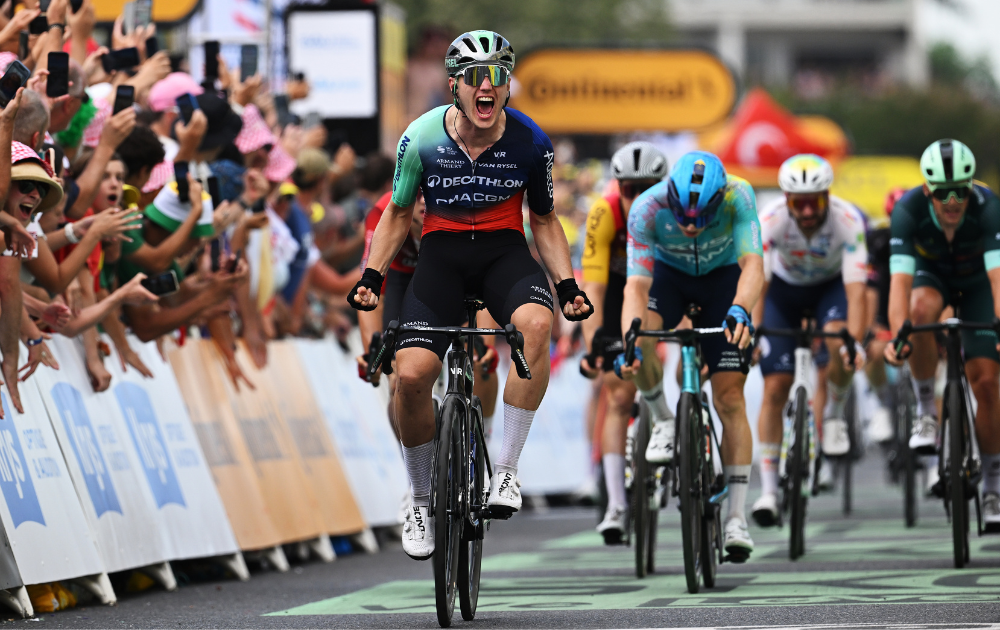 Olav Kooij wins Tour de France 2026 stage 5