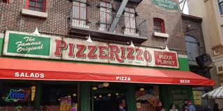 PizzeRizzo sign at Disney's Hollywood Studios