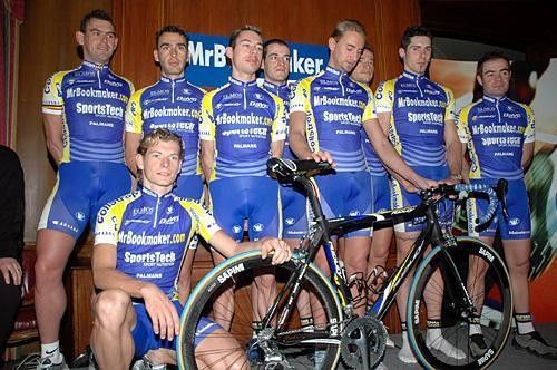 The Belgian and French members of MrBookmaker: Geert Omloop, Kurt Van de Wouwer, Gorik Gardeyn, Frank Vandenbroucke (all Bel), Frederic Gabriel, Julien Laidoun, Laurent Paumier, Camille Bouquet and David Boucher (all Fra)