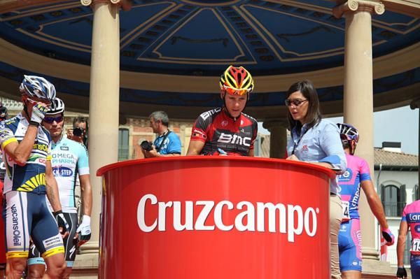 Philippe Gilbert (BMC) signs in