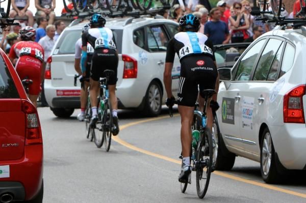 Teammates Thomas Lovkvist and Michael Barry waited to help bridge the gap