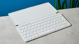 a photograph of the logitech keys-to-go 2 ipad keyboard with scissor-switch keys and 3 bluetooth channels