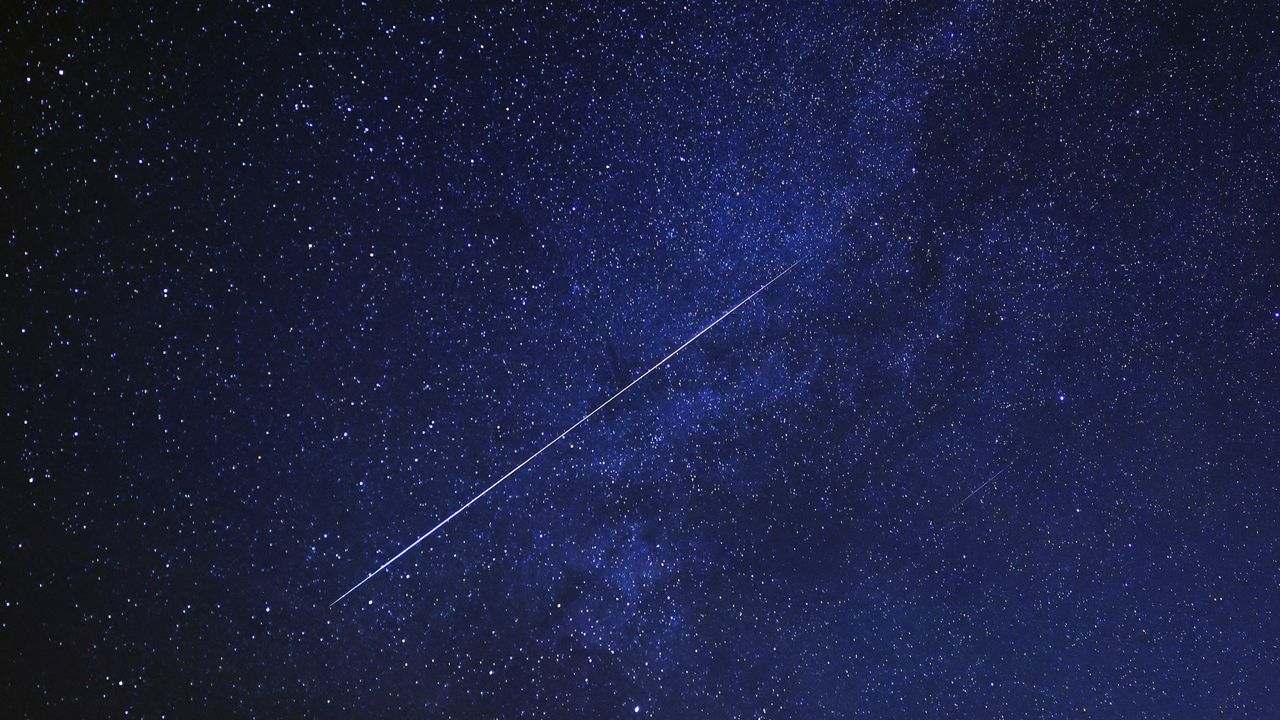 Watch the Geminid meteor shower peak tonight from the comfort of home with this free livestream