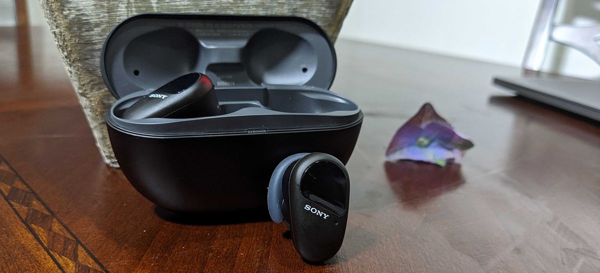 Sony WF-SP800N Earbuds Review | Laptop Mag