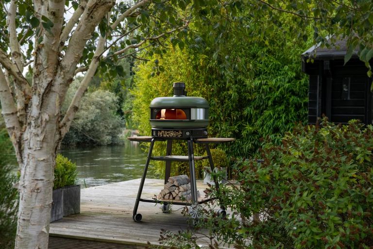 Pizza Oven vs Grill — Which is a Better Investment? Livingetc