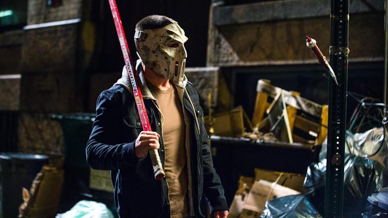 Stephen Amell als maskierter Casey Jones in Teenage Mutant Ninja Turtles: Out of the Shadows