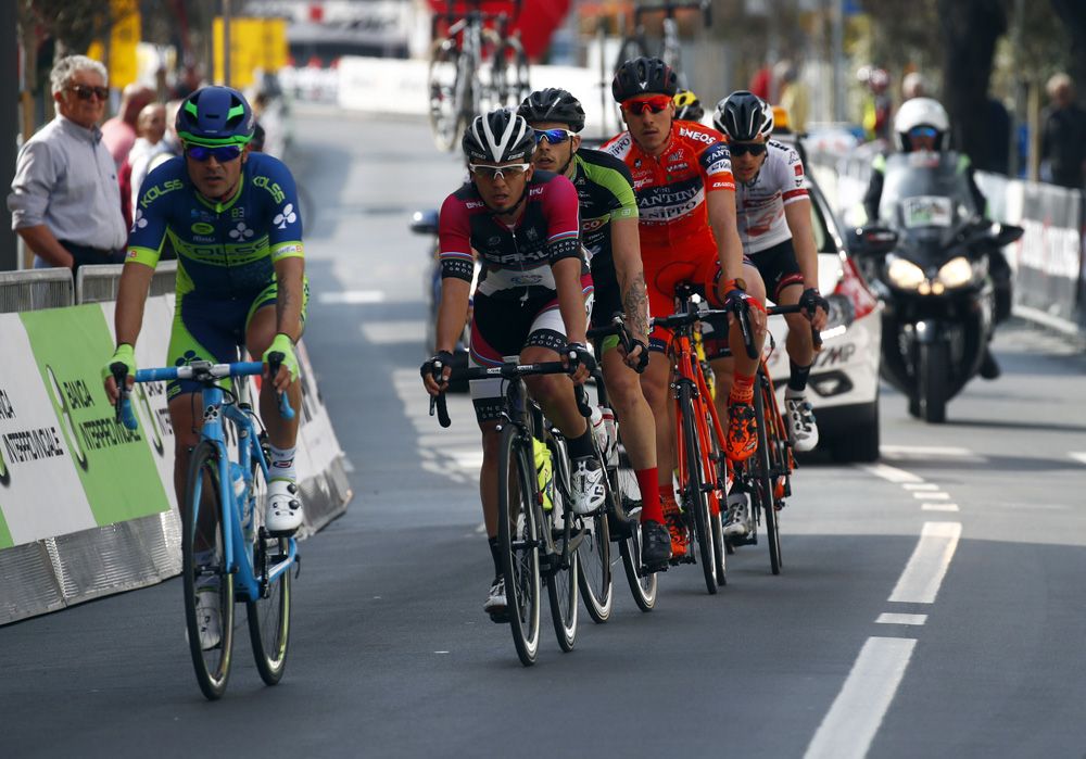 The break of the stage