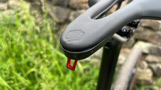 View of the comfort trigger on the ERE Research Tenaci TT saddle