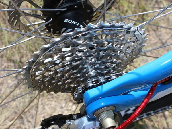 An 11-36T SRAM XX cassette is fitted to the Bontrager rear hub.