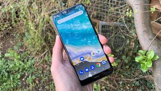 Nokia 7.1 outside