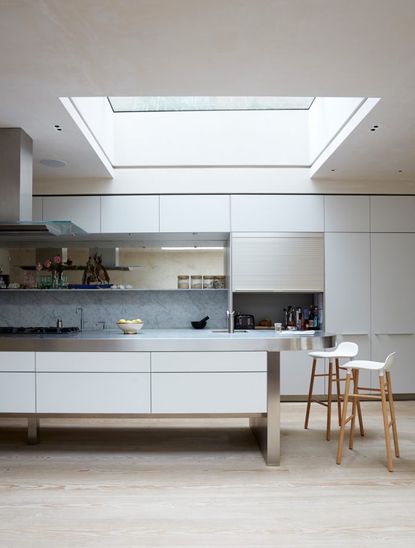 14 Must-Visit Kitchen Showrooms in London and SE For Design Inspiration