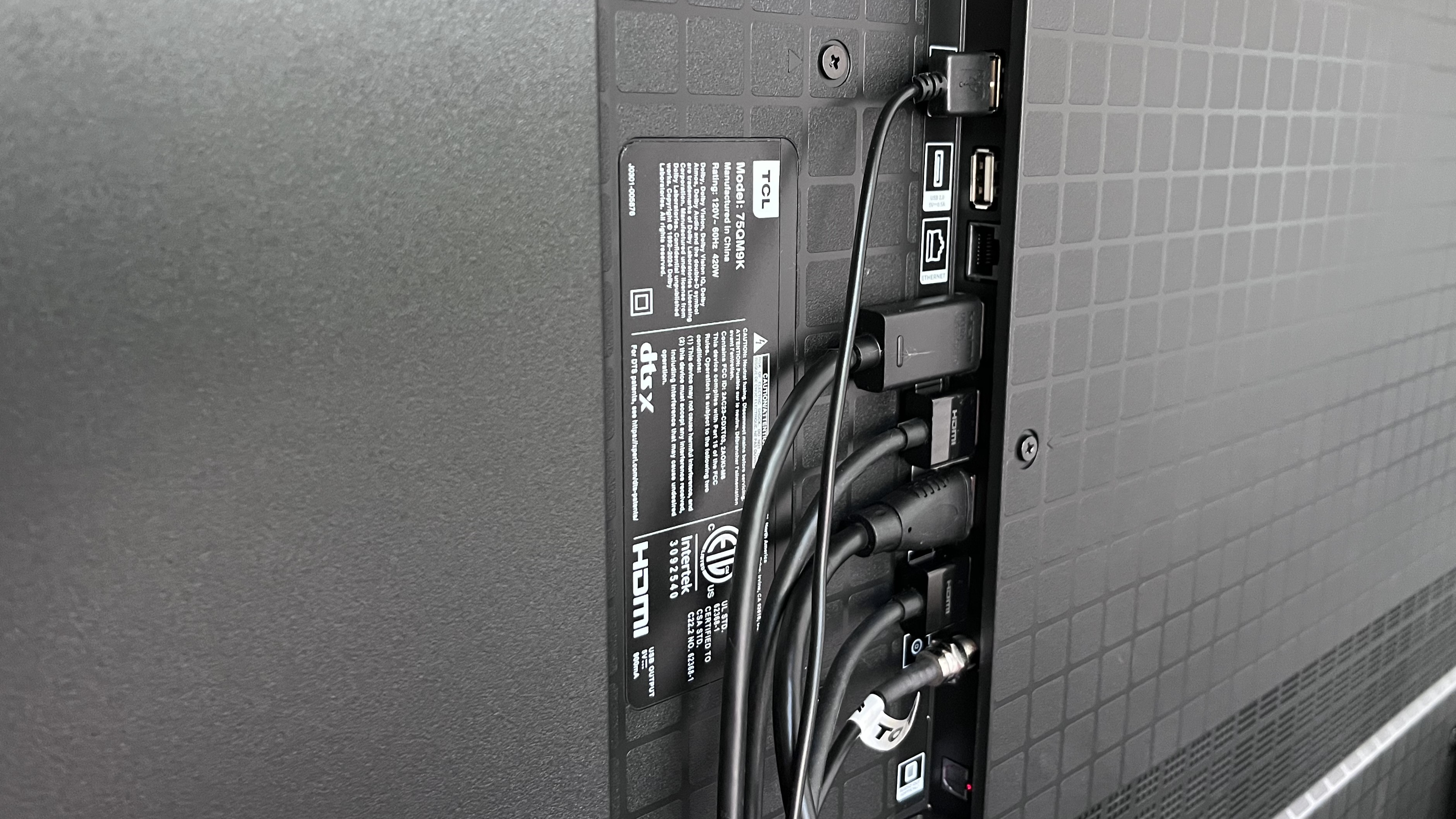 TCL QM9K rear panel ports