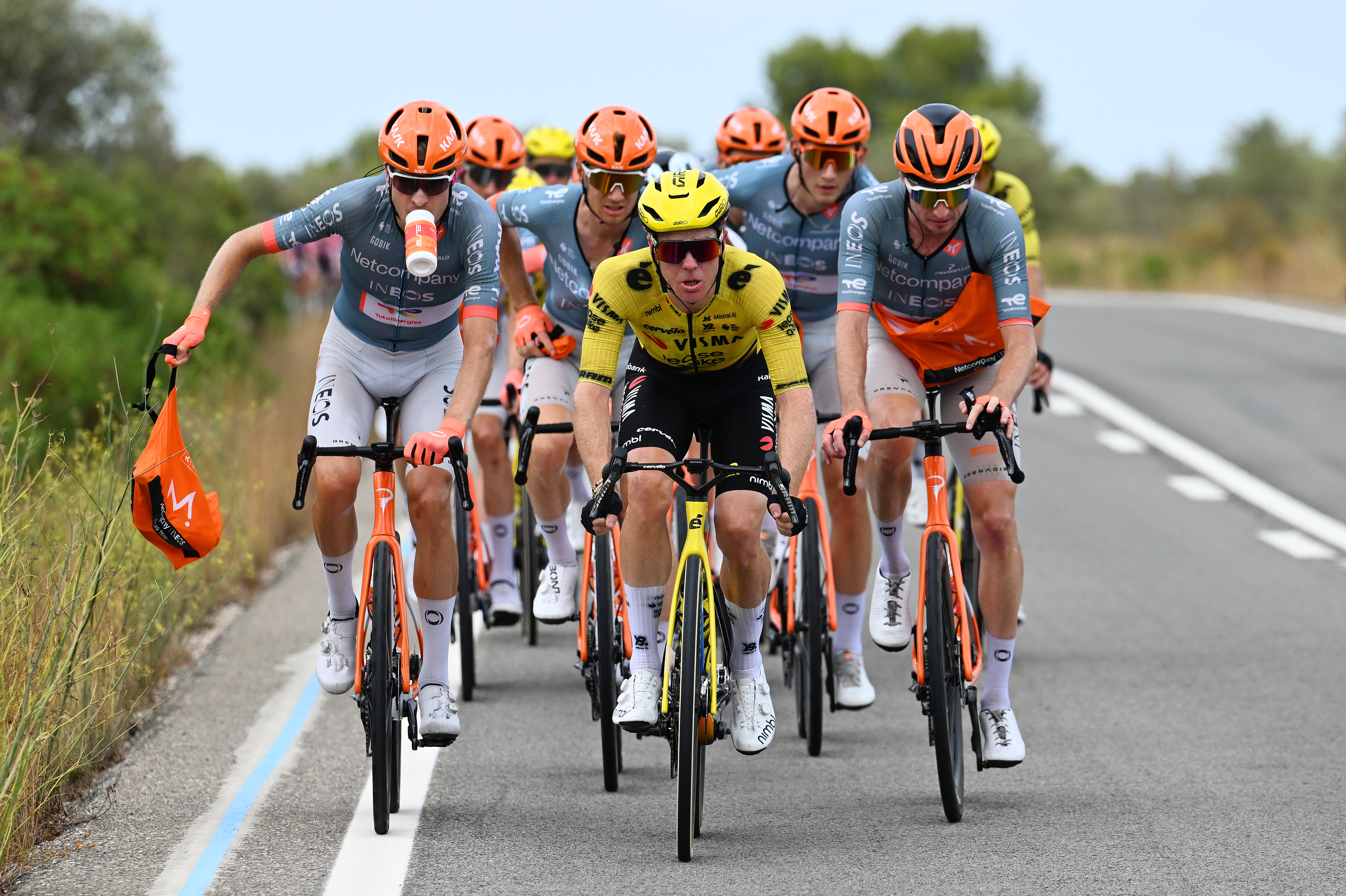 Vuelta a España stage 5 LIVE: Visma take control after nervous, windy section as the likes of Brennan, Van Aert and Pedersen eye up next sprint opportunity