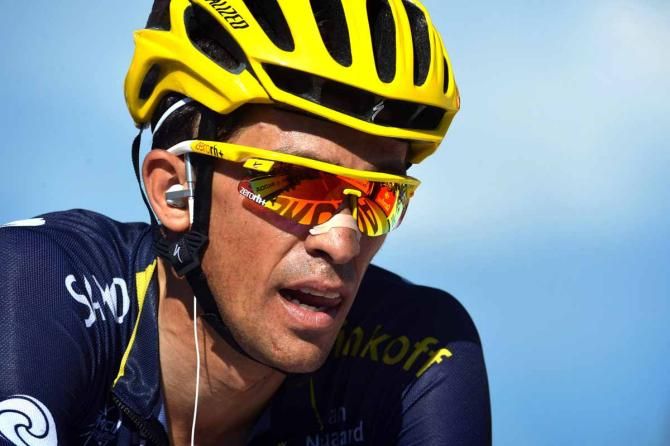 Alberto Contador suffered on the climb to Annecy-Semnoz