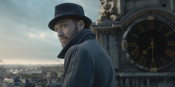 Jude Law as Dumbledore in Fantastic Beasts: The Crimes of Grindelwald