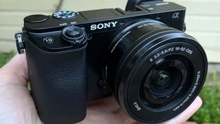 A love letter to the Sony a6100 - GadgetMatch