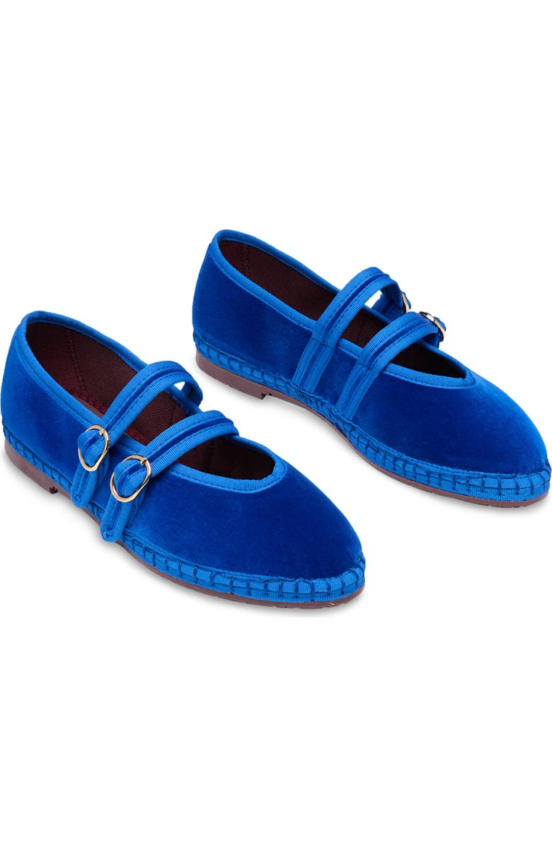 Claire Mary Jane Flat