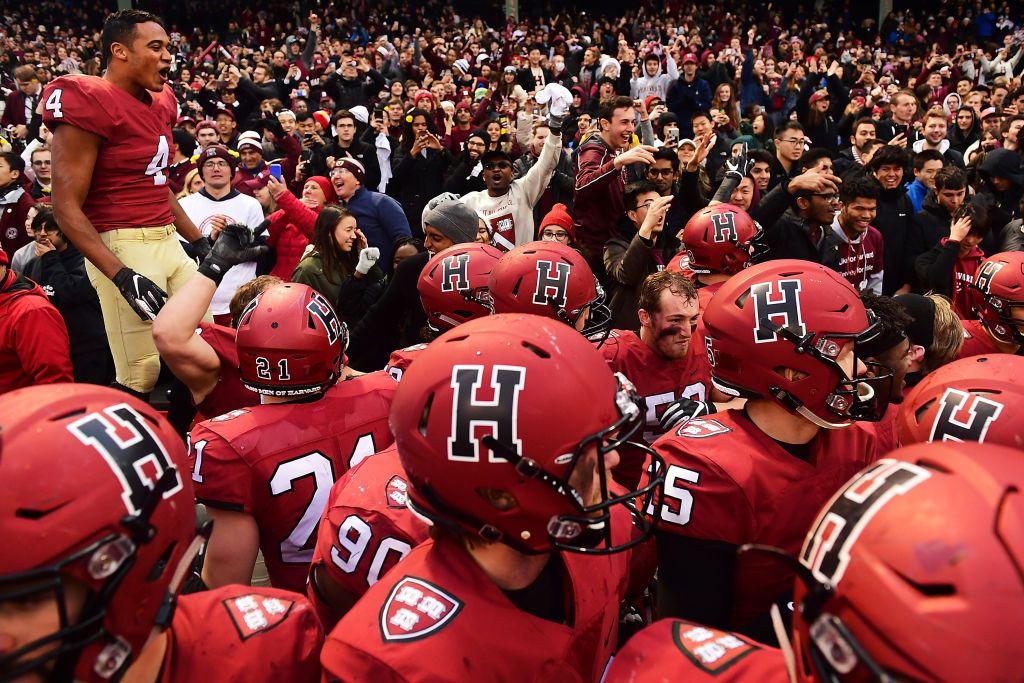 Harvard football players in 2018.