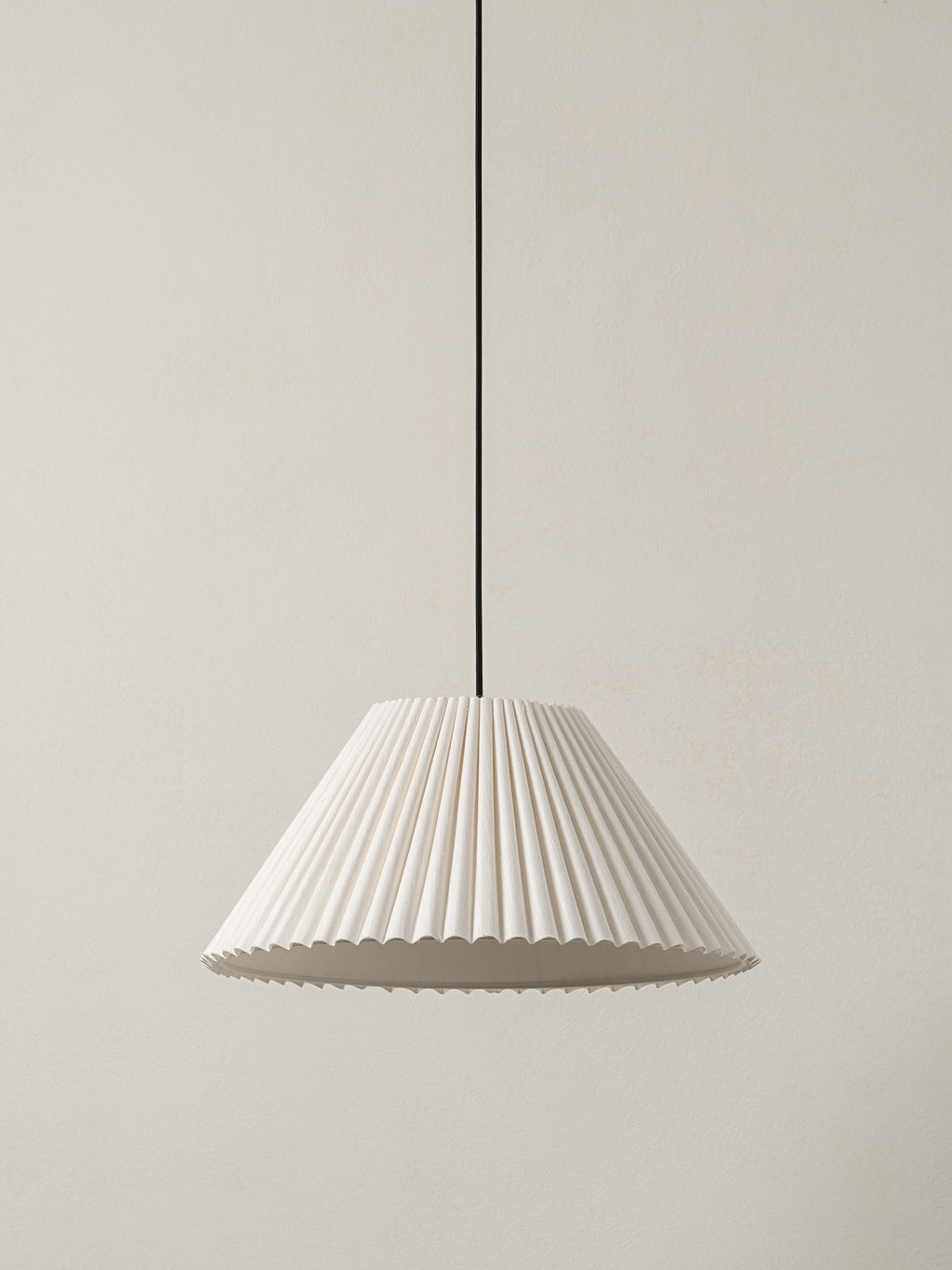 Plia - Pleated Linen Lampshade