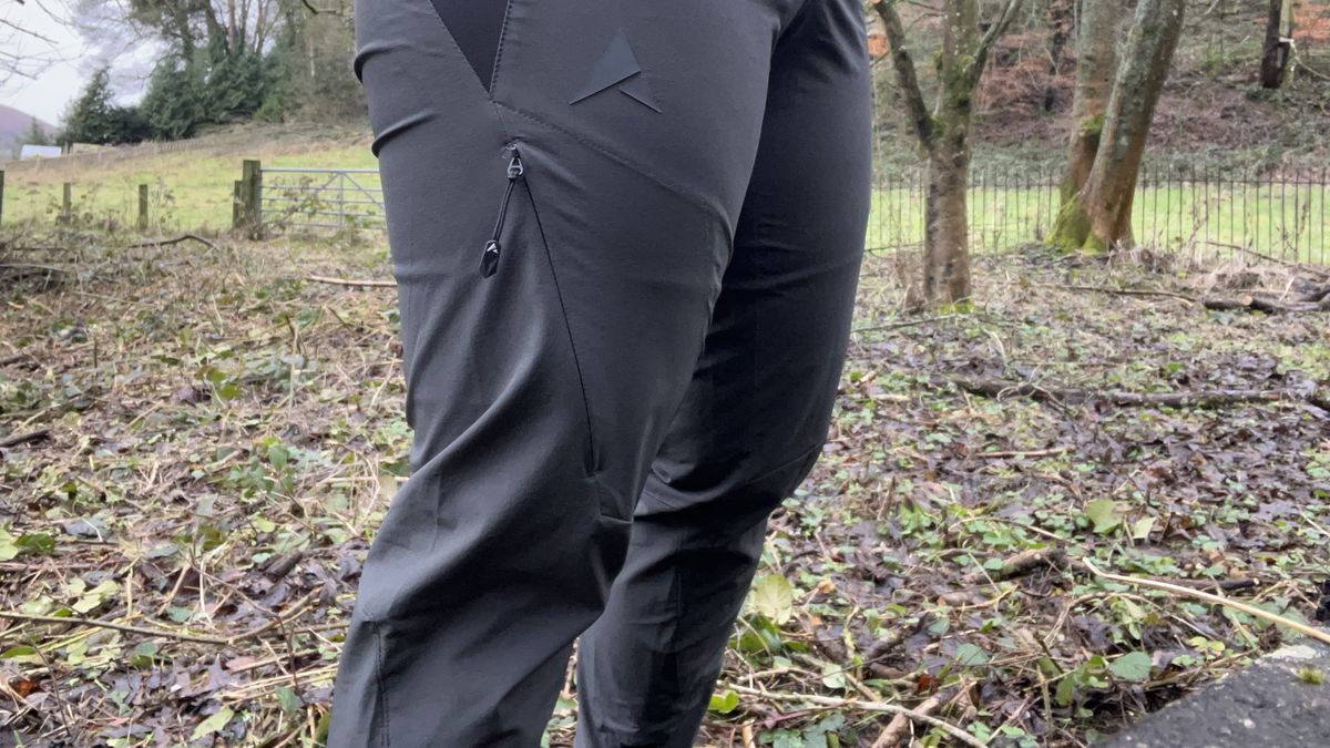Altura Esker Women’s Trail Trousers review a lightweight and stylish