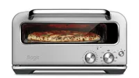 Sage pizza oven indoors